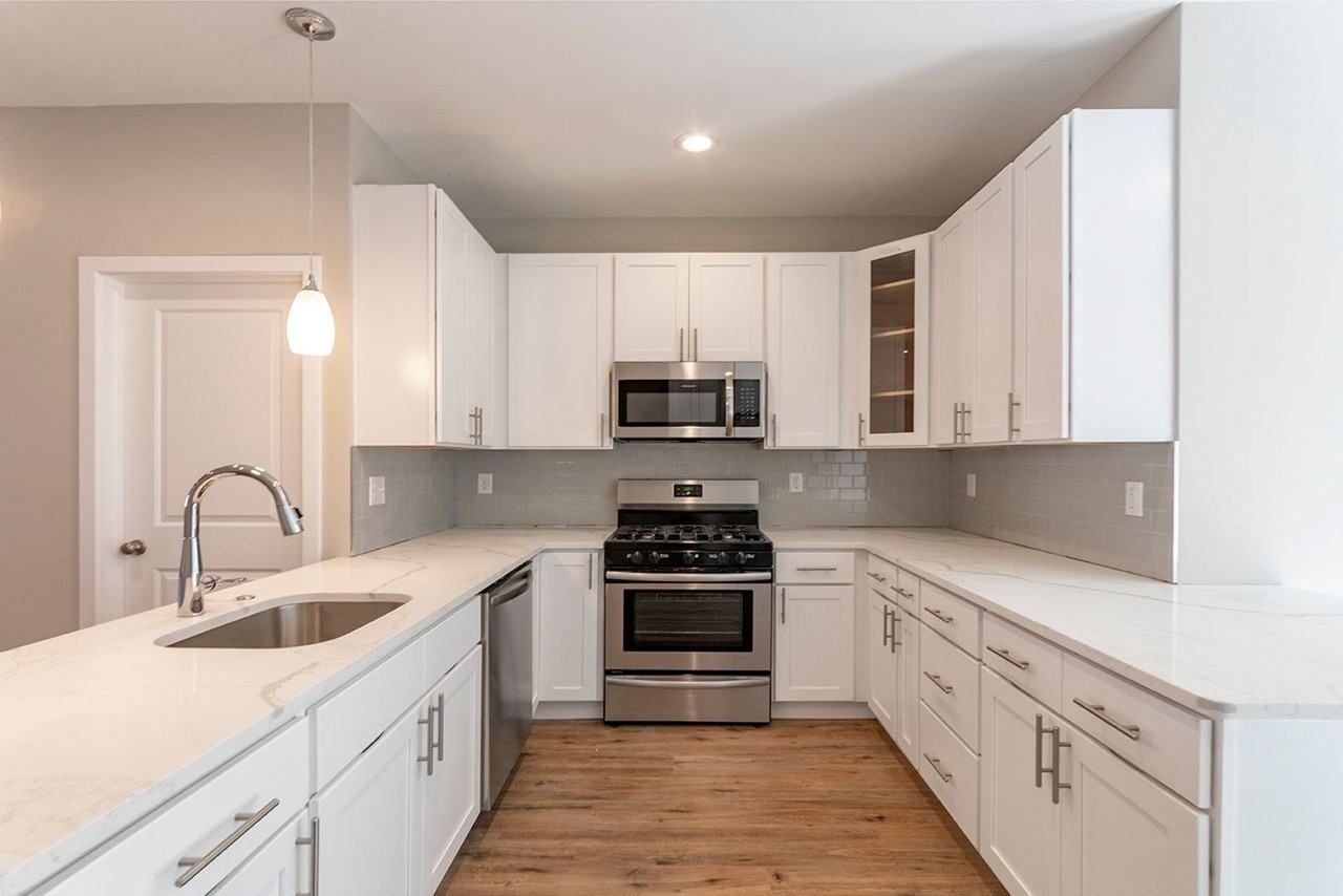 1403 S 18th St - Photo 2 of 21