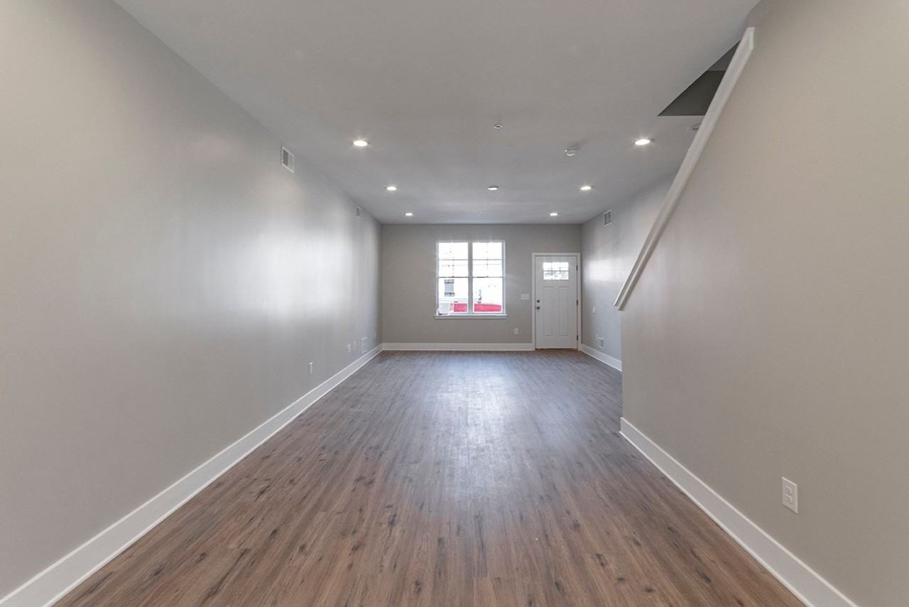 1403 S 18th St - Photo 4 of 21