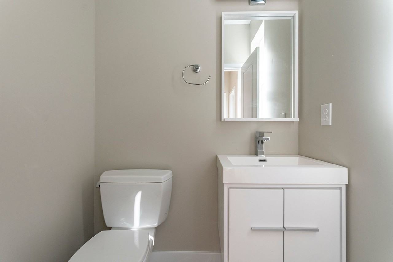 1403 S 18th St - Photo 6 of 21