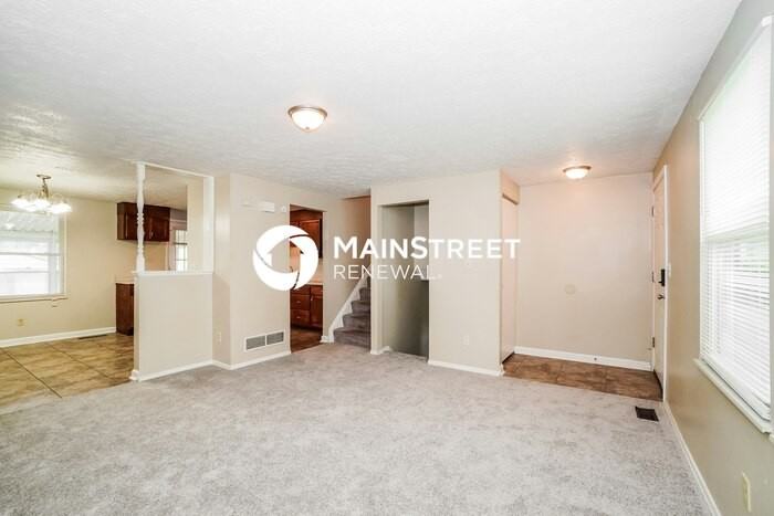 4166 Clayridge Ln - Photo 6 of 17