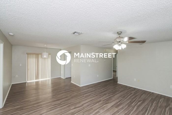 944 Kentucky Ave - Photo 6 of 16