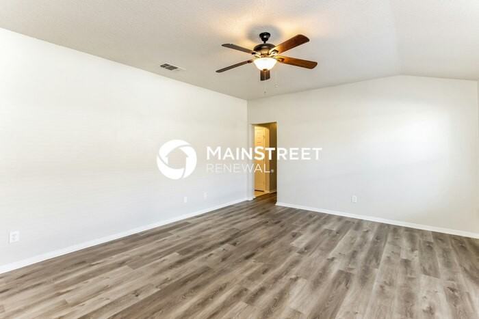 10216 Blackjack Oaks Dr - Photo 4 of 16