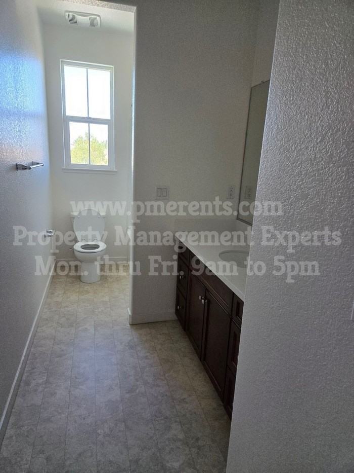 1171 Vesuvio St - Photo 3 of 11