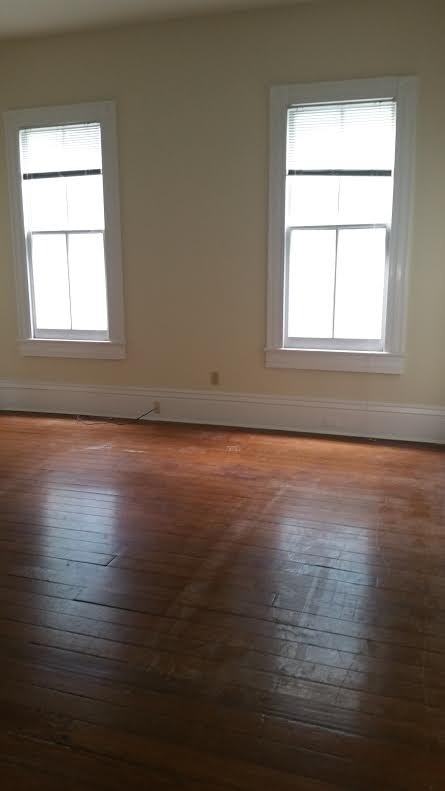 2424 Magazine St - Photo 3 of 8