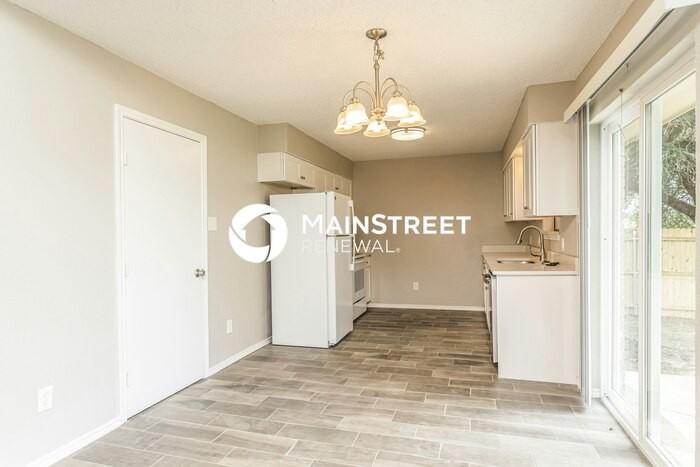 3516 7th St - Photo 6 of 16
