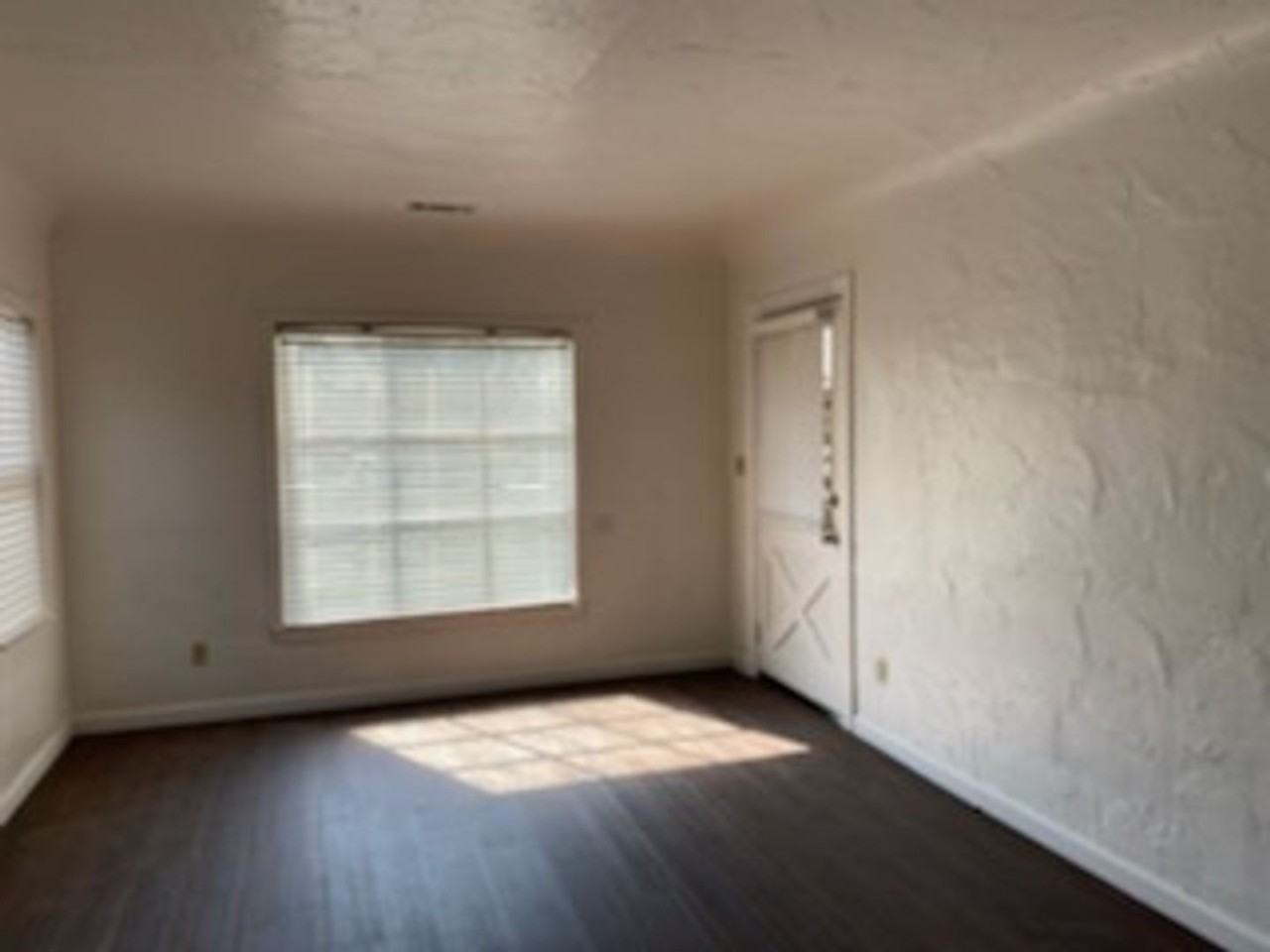 5013 E Platt Ave - Photo 2 of 13
