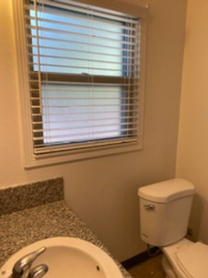 5013 E Platt Ave - Photo 3 of 13