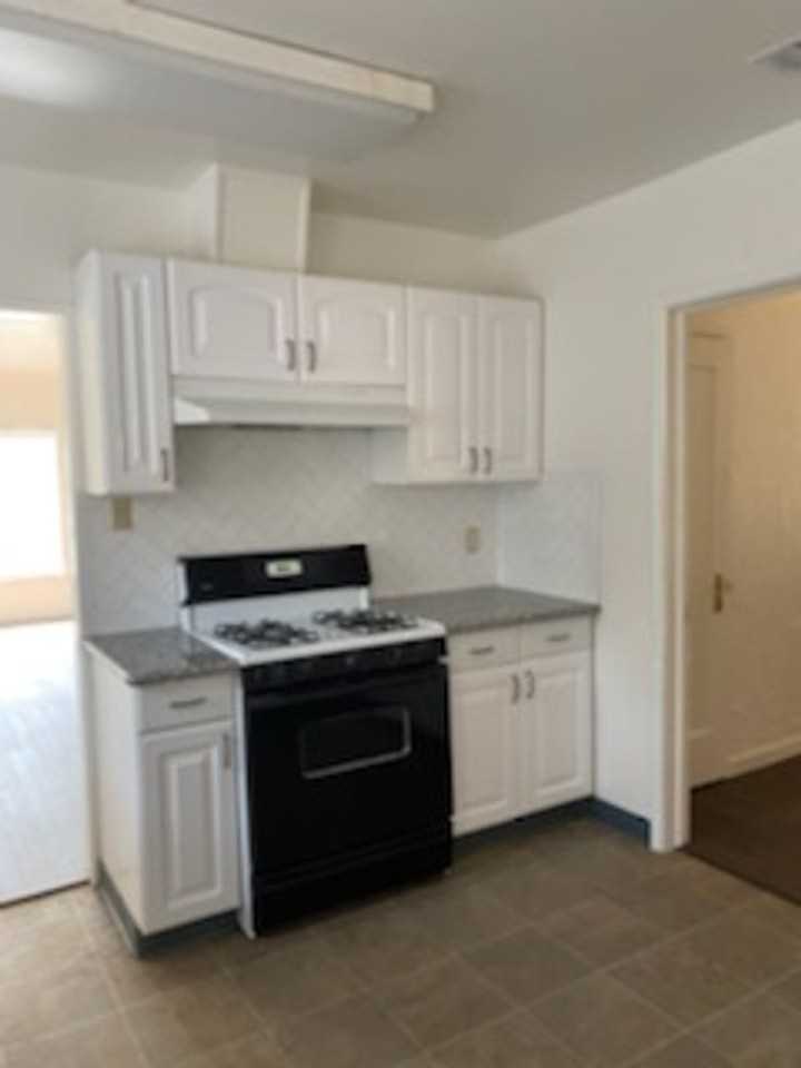 5013 E Platt Ave - Photo 7 of 13