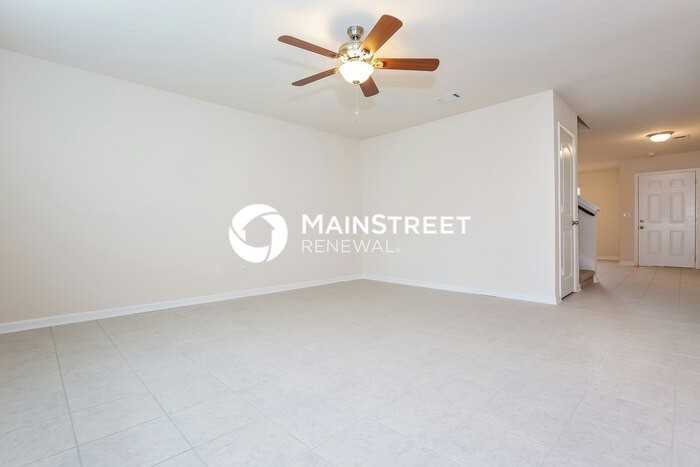 2611 Stinger Dr - Photo 3 of 15