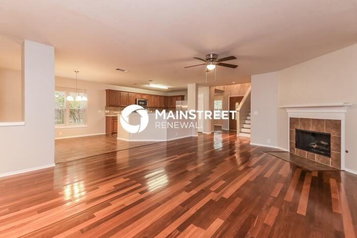 520 Welch Dr - Photo 5 of 18