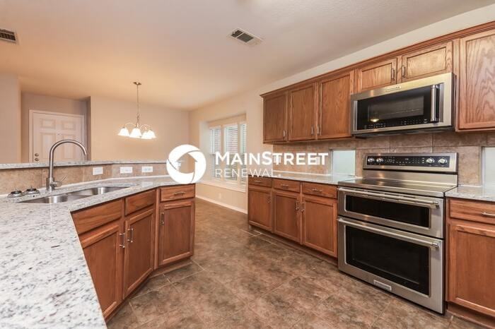 520 Welch Dr - Photo 7 of 18