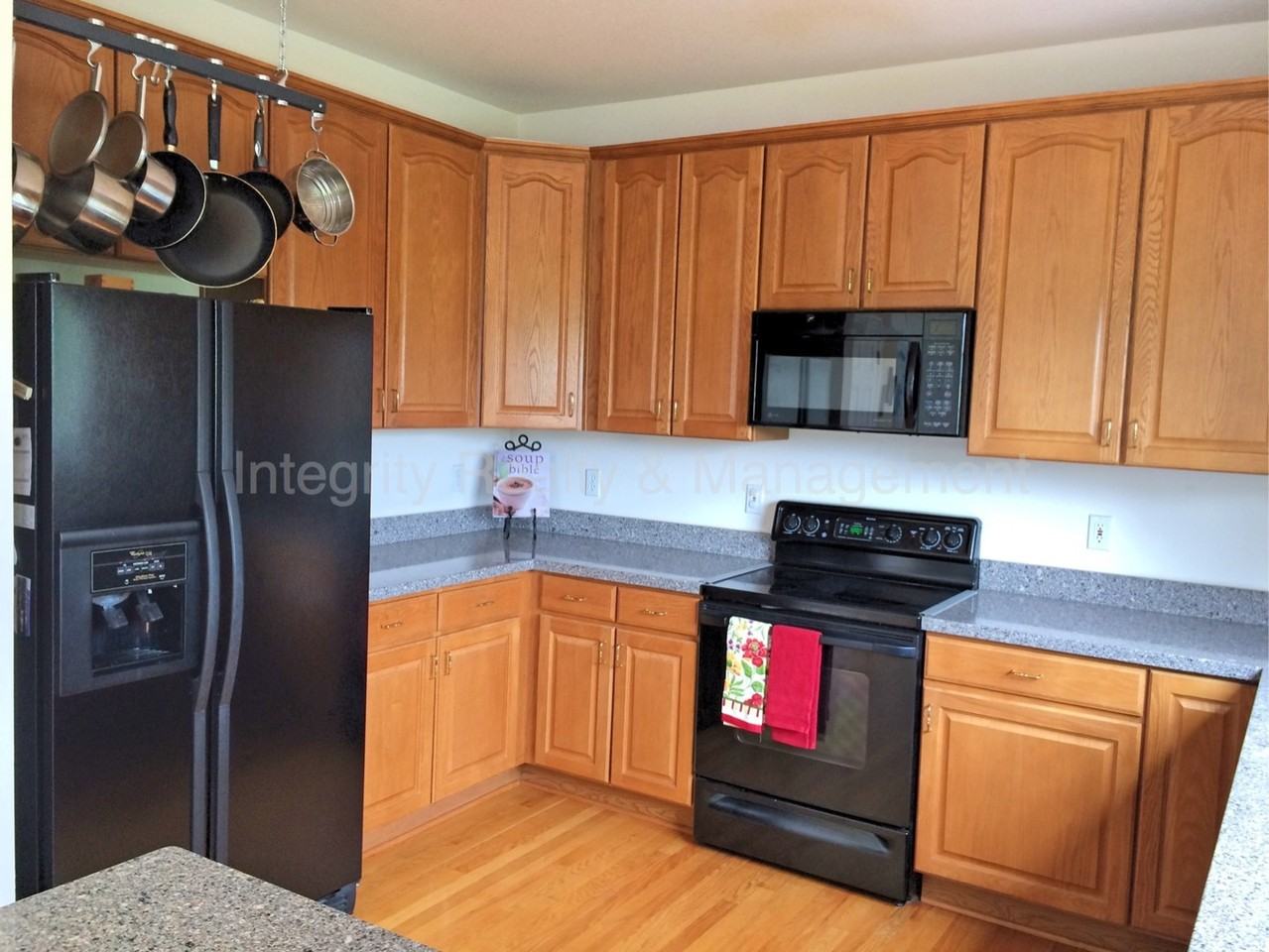 10088 Darwin Ln - Photo 7 of 24