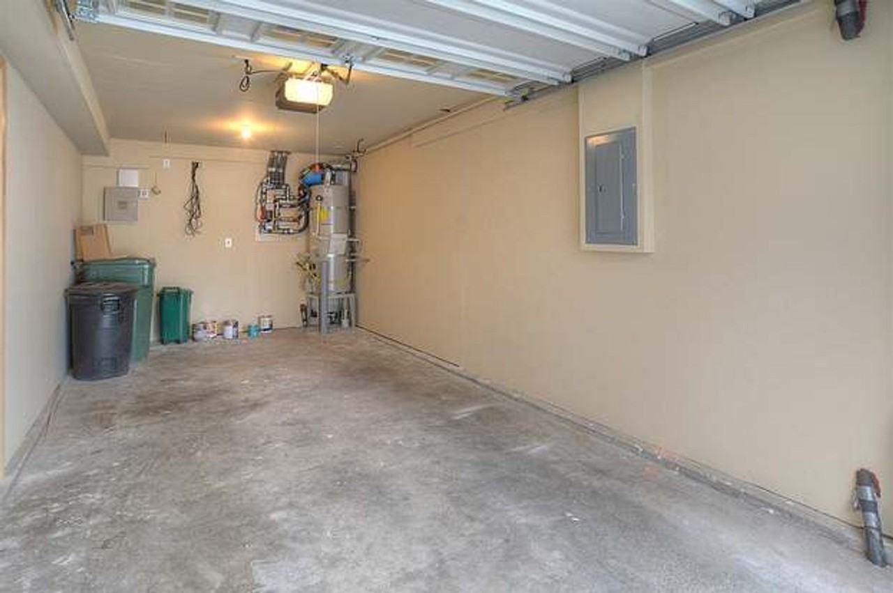 1139 N 94th St #A - Photo 4 of 17