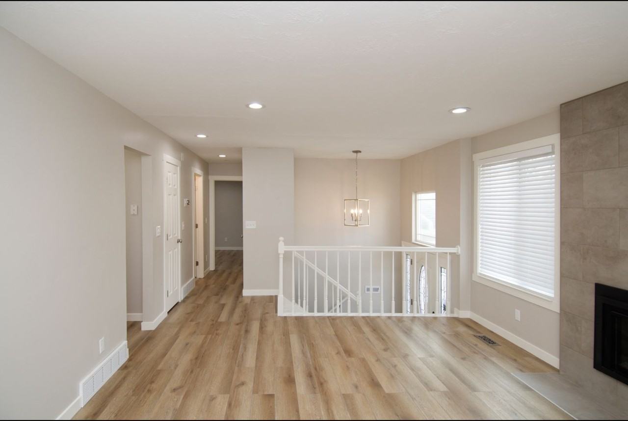 3733 S Pavant Dr - Photo 5 of 27