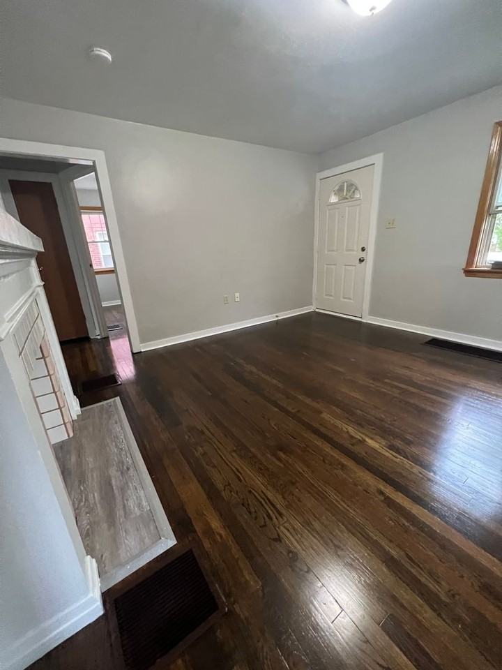 716 Cranberry St - Photo 4 of 9