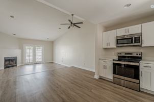 featured image of 2429 W Avalon Dr