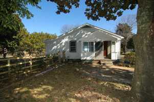 featured image of 4110 Broyles Ave Sw
