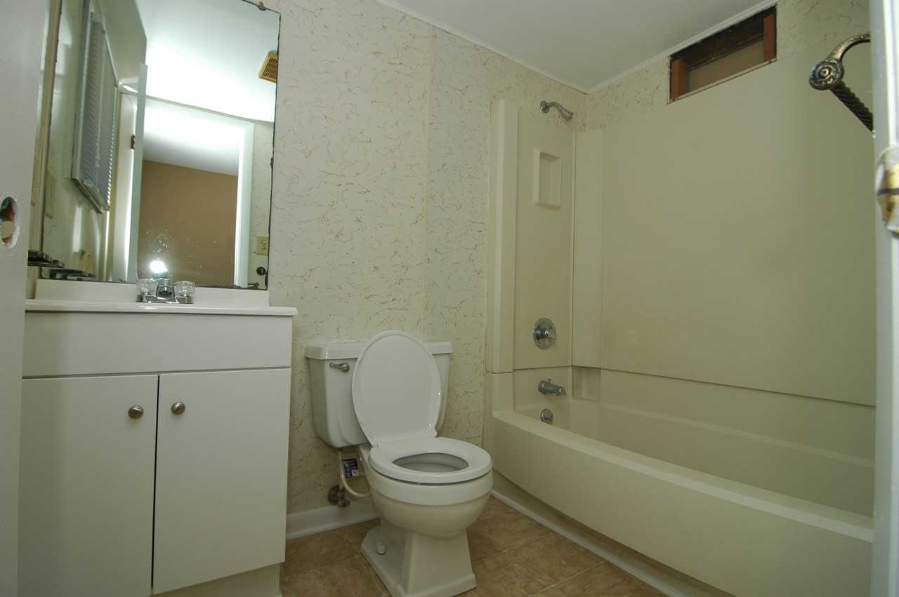 4110 Broyles Ave Sw - Photo 5 of 9