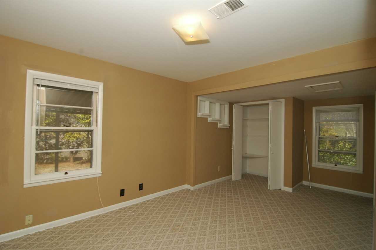 4110 Broyles Ave Sw - Photo 7 of 9