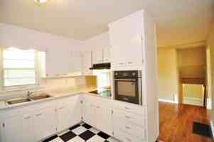 featured image of 2221 Euclid Rd Nw