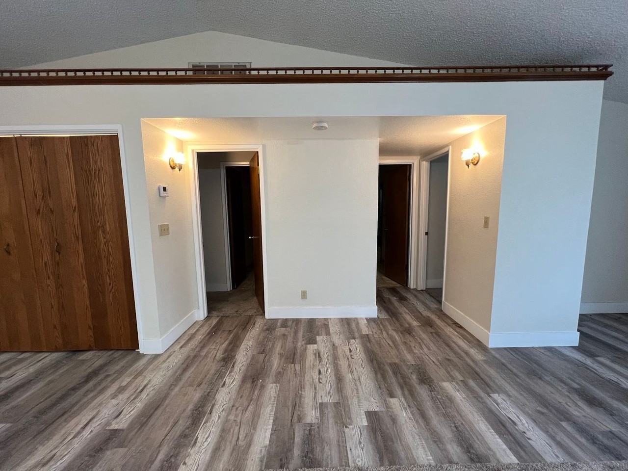 1656 E North Way - Photo 5 of 8