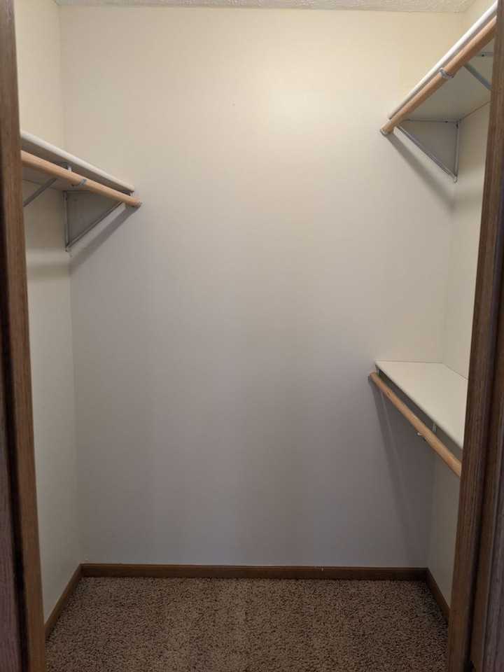 3048 N 12th St - Photo 5 of 11