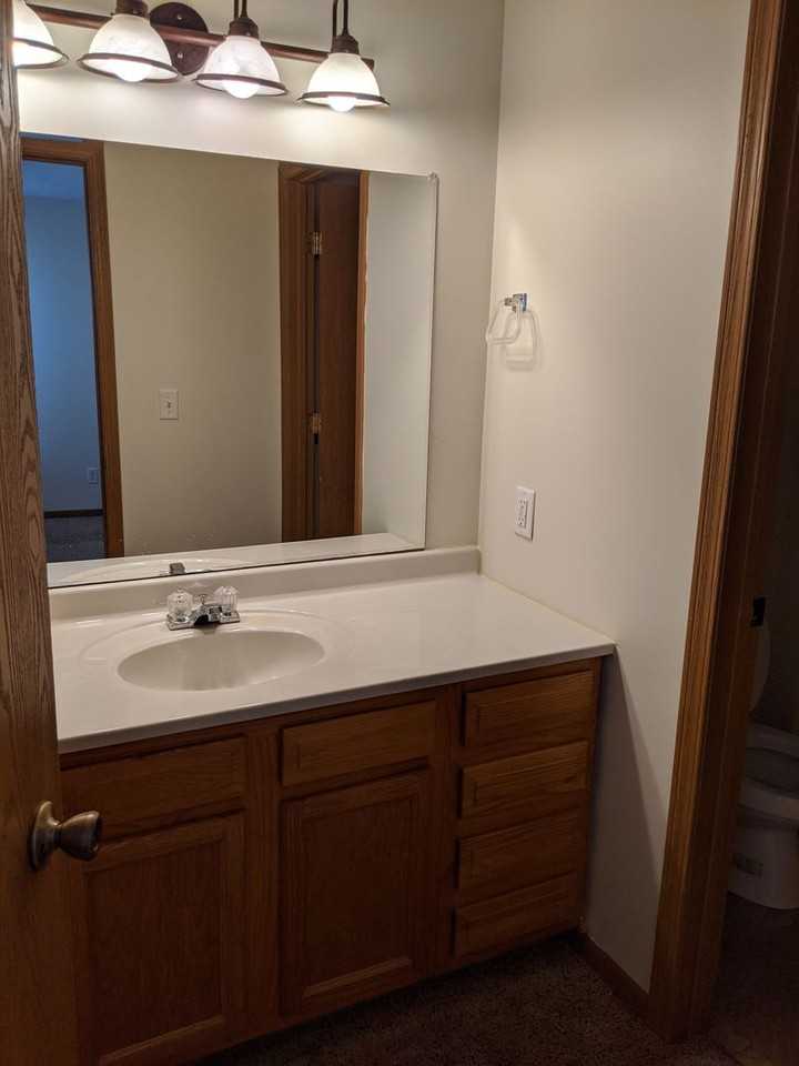 3048 N 12th St - Photo 6 of 11