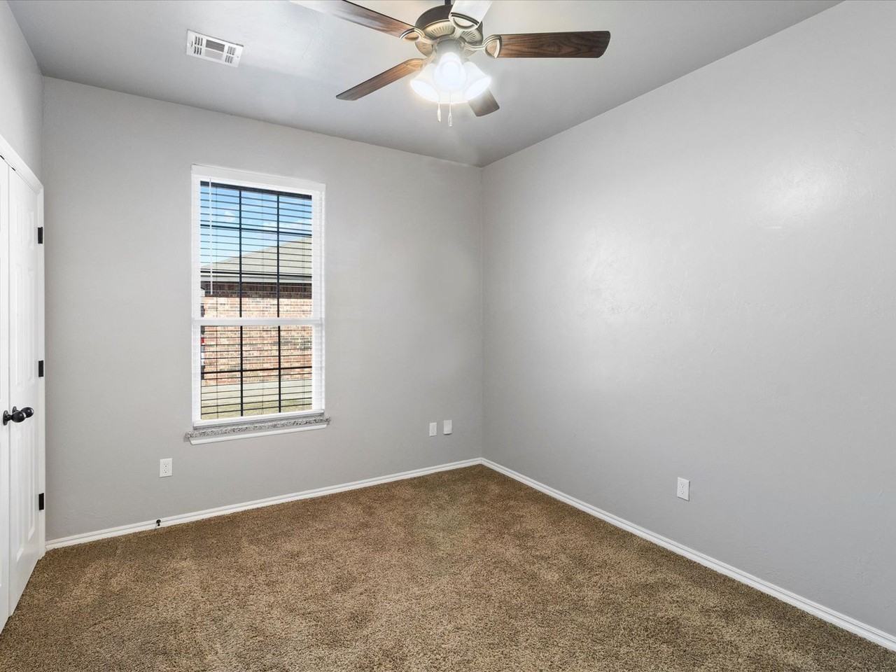1844 Post Oak Rd - Photo 7 of 14