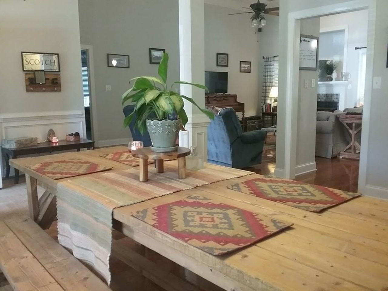 806 Leslie Ct - Photo 5 of 16