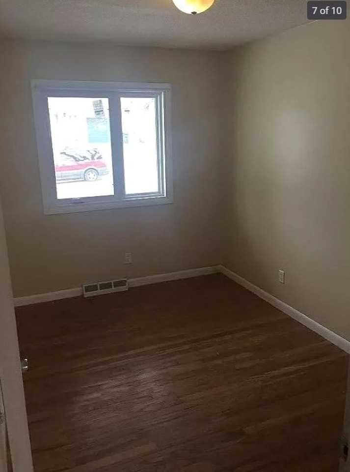 1611 Crosby Ln - Photo 5 of 8