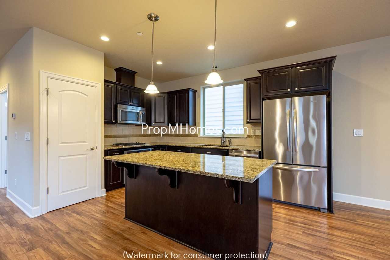 10655 Sw Barber St - Photo 5 of 27
