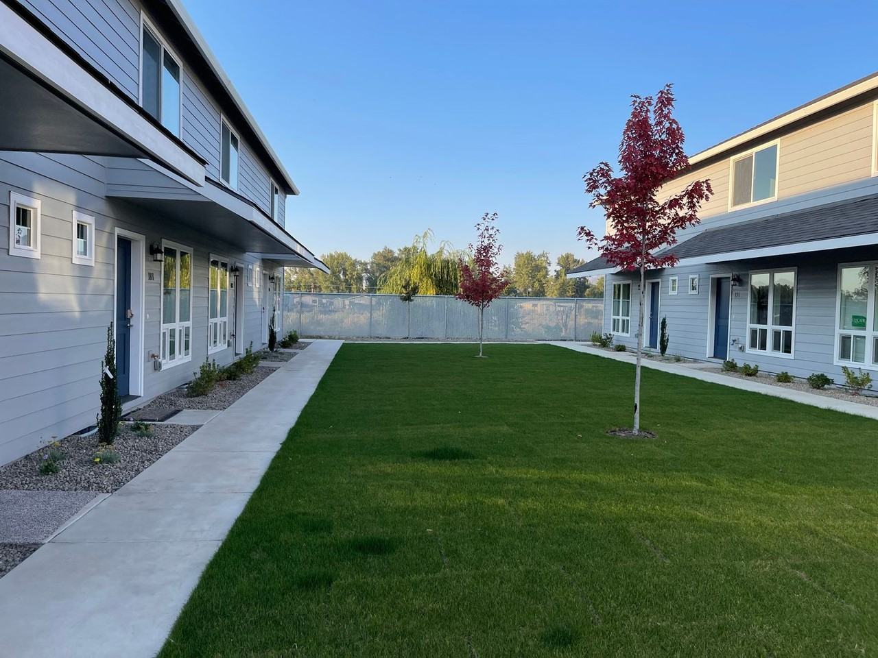 185 Northridge Ter - Photo 4 of 41
