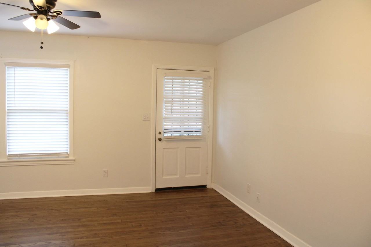 2825 W Woodlawn Ave - Photo 7 of 24