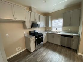 323 W. Laurel A & B - Photo 1 of 1