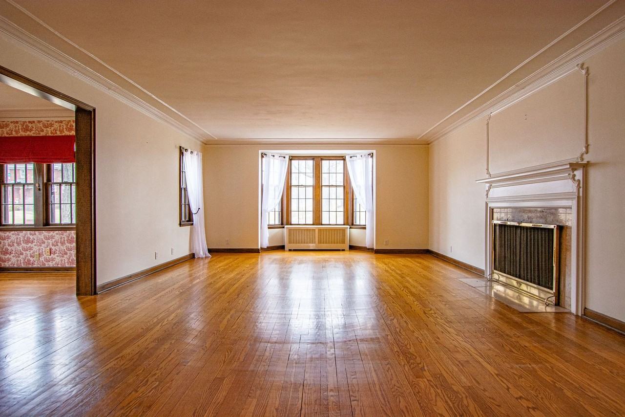5115 Lafayette Ave - Photo 4 of 39