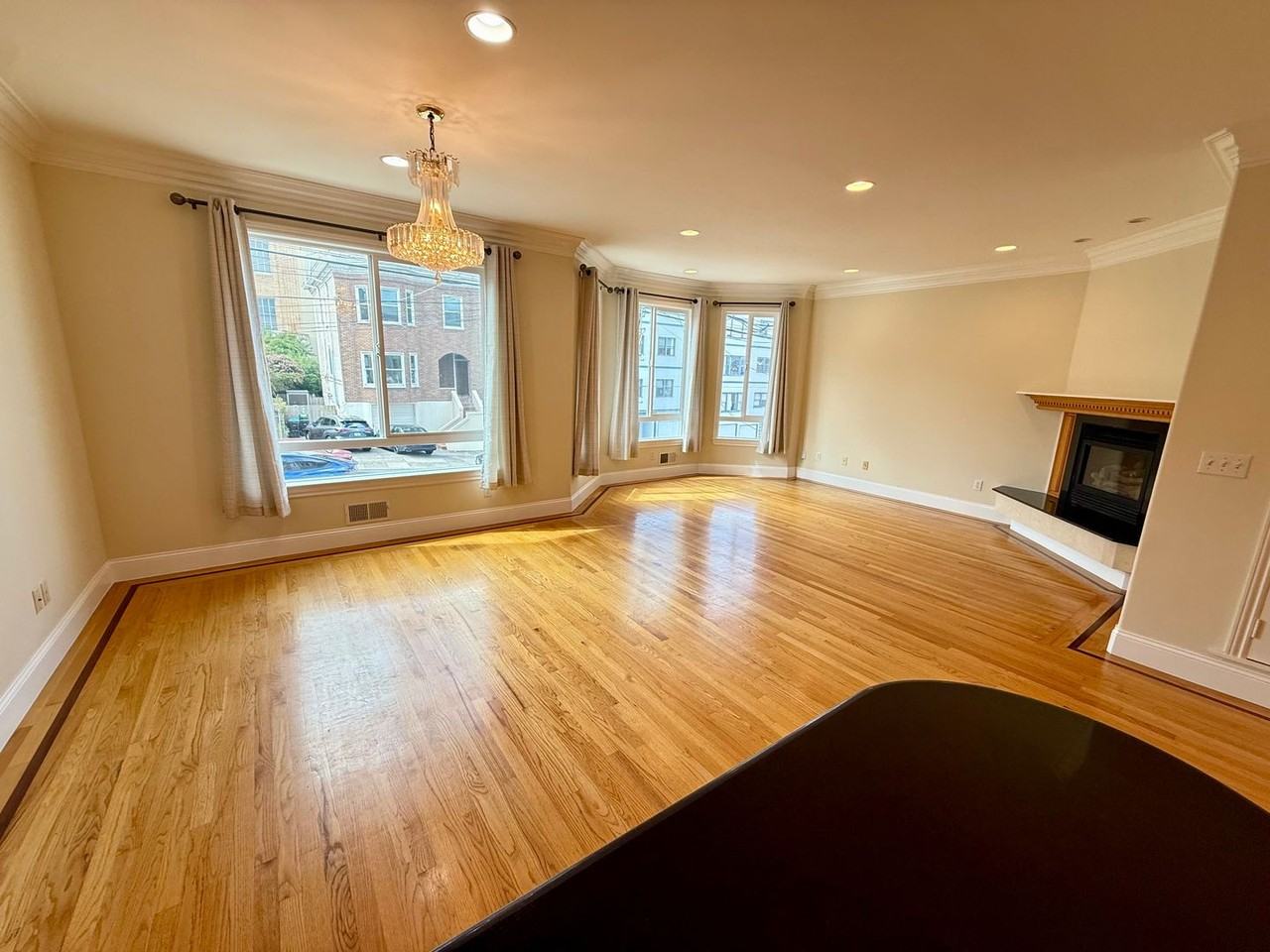 1524 Kirkham St - Photo 5 of 21