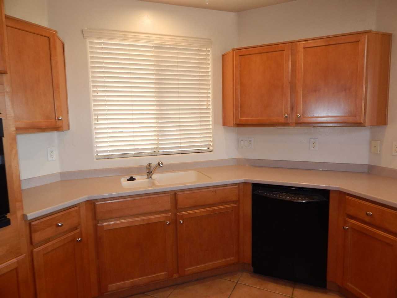 13798 E Fiery Dawn Dr - Photo 4 of 33