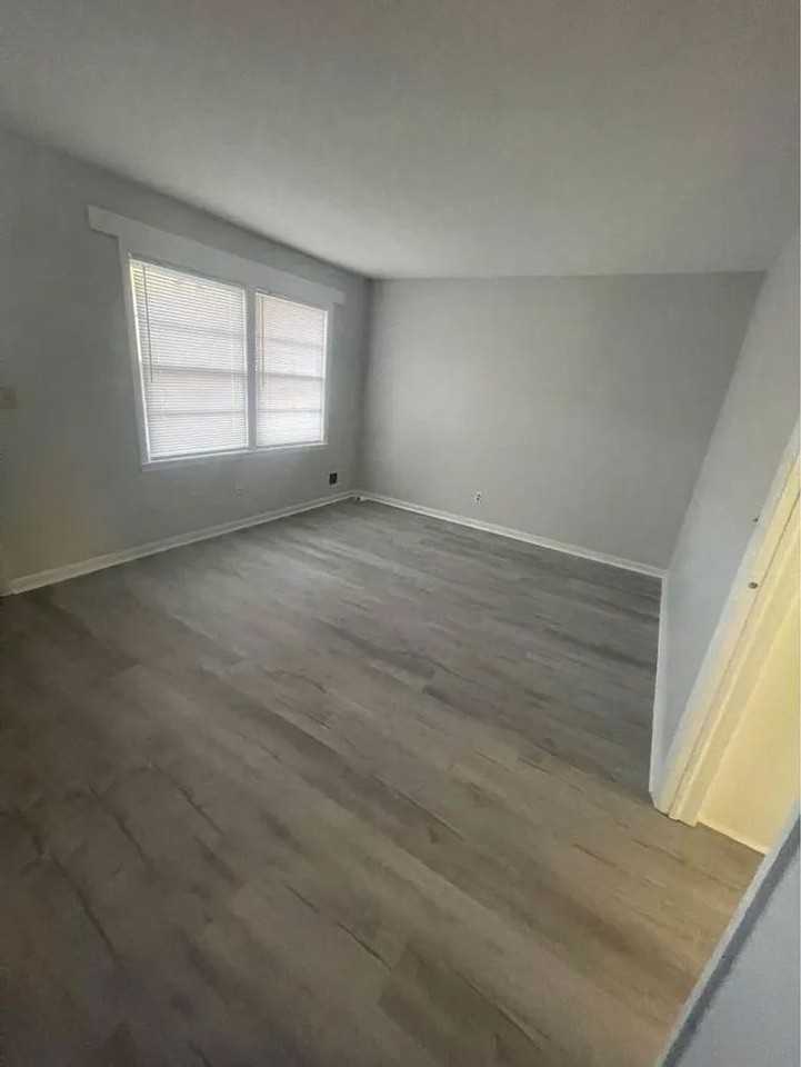 304 304 S Marble St. - 304 S Marble - Photo 3 of 11