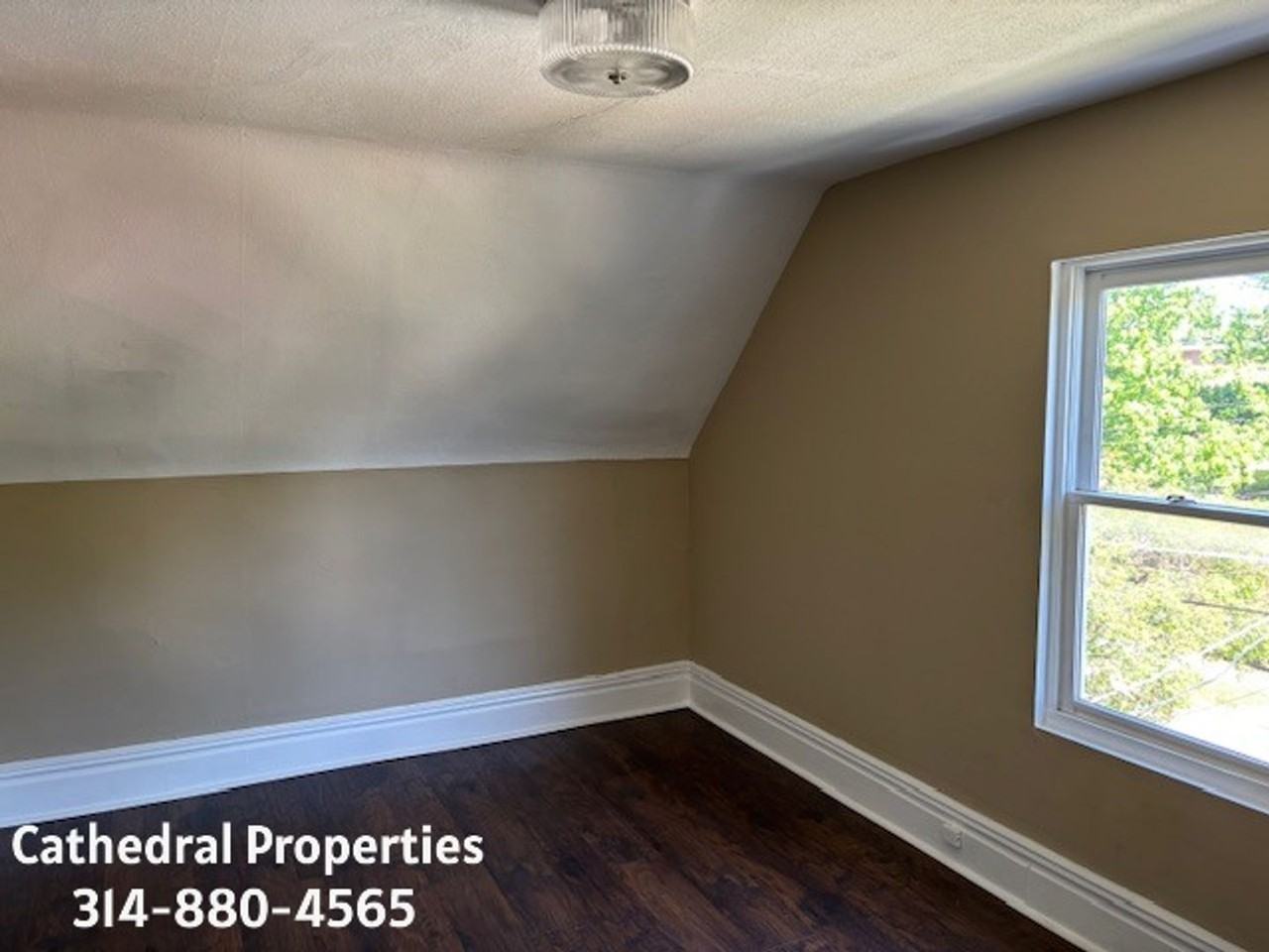 3634 Cambridge Ave - Photo 5 of 7