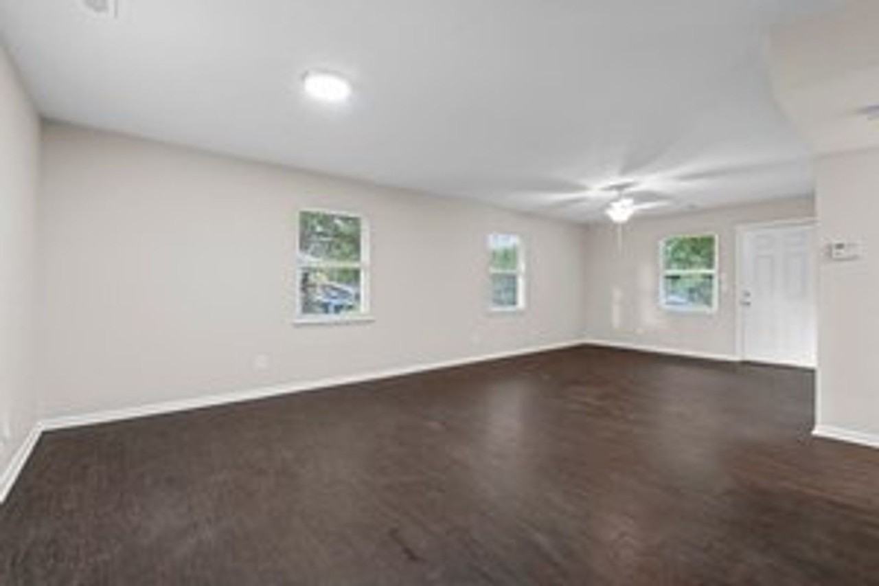 713 Grantland Dr - Photo 5 of 15