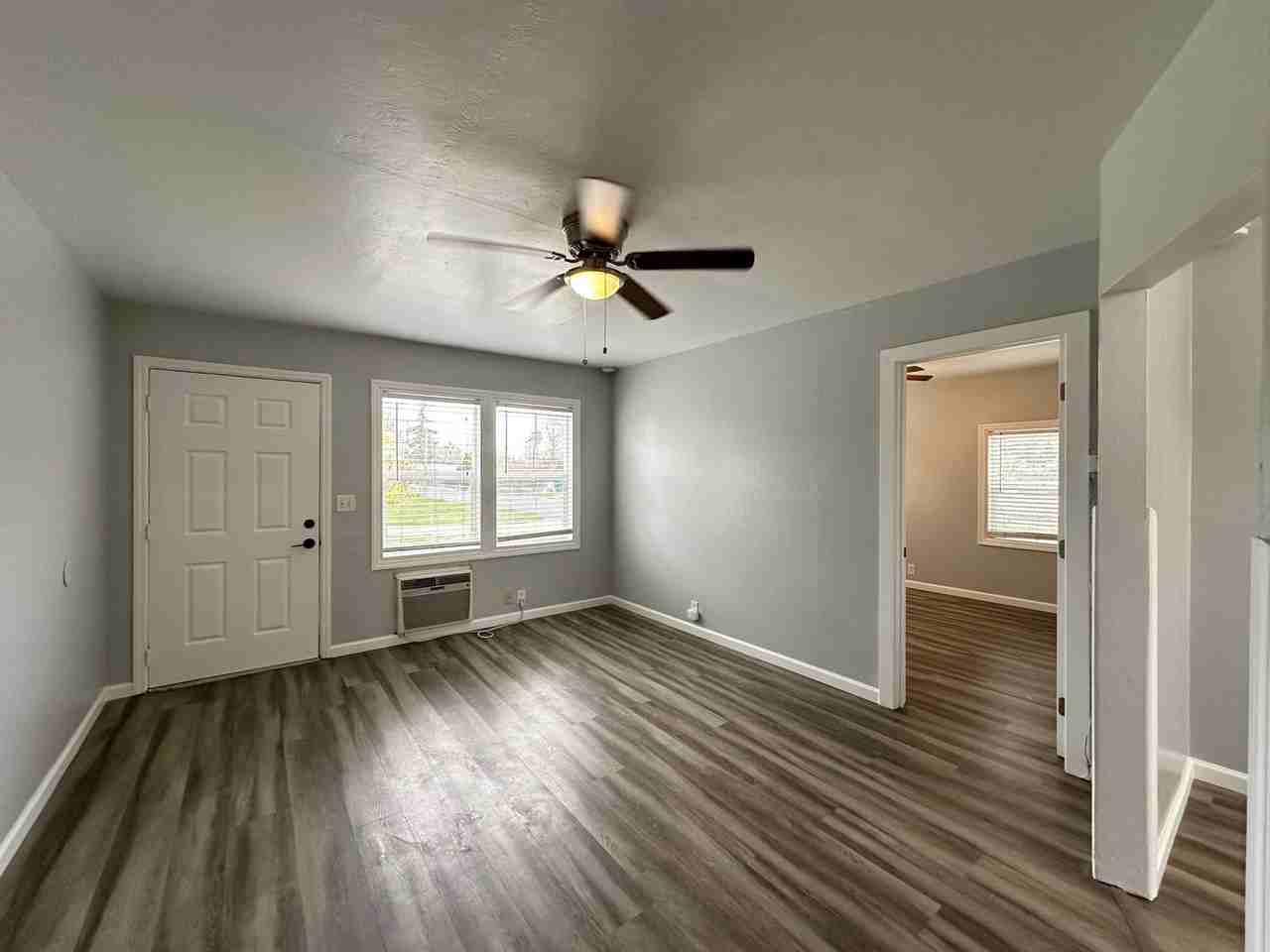 736 Cedar St - Photo 5 of 16