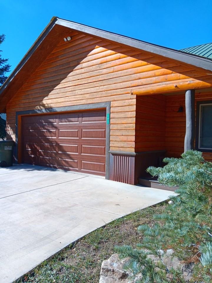 182 Driftwood Dr - Photo 4 of 24