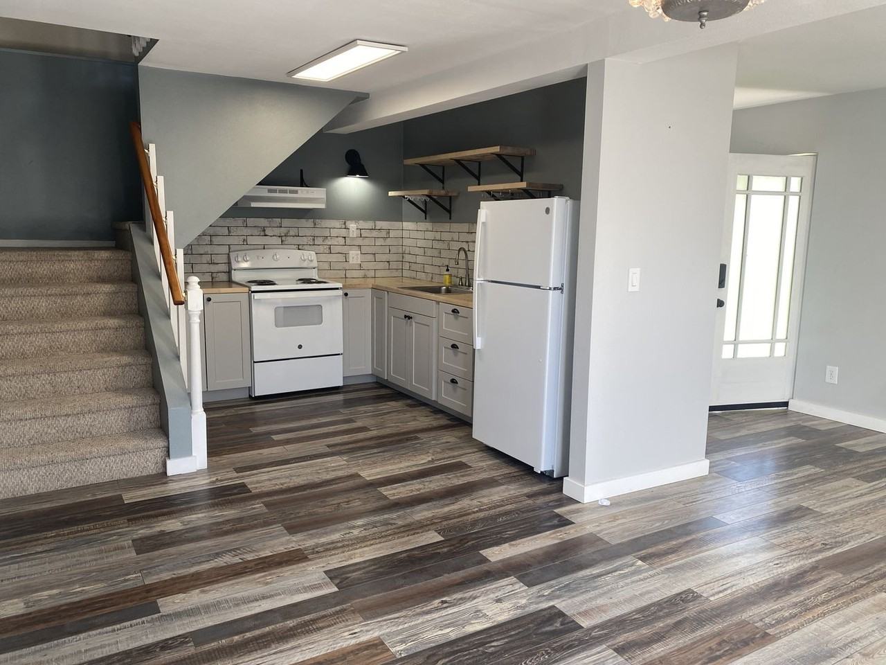 165 Mcfadden Dr - Photo 5 of 13