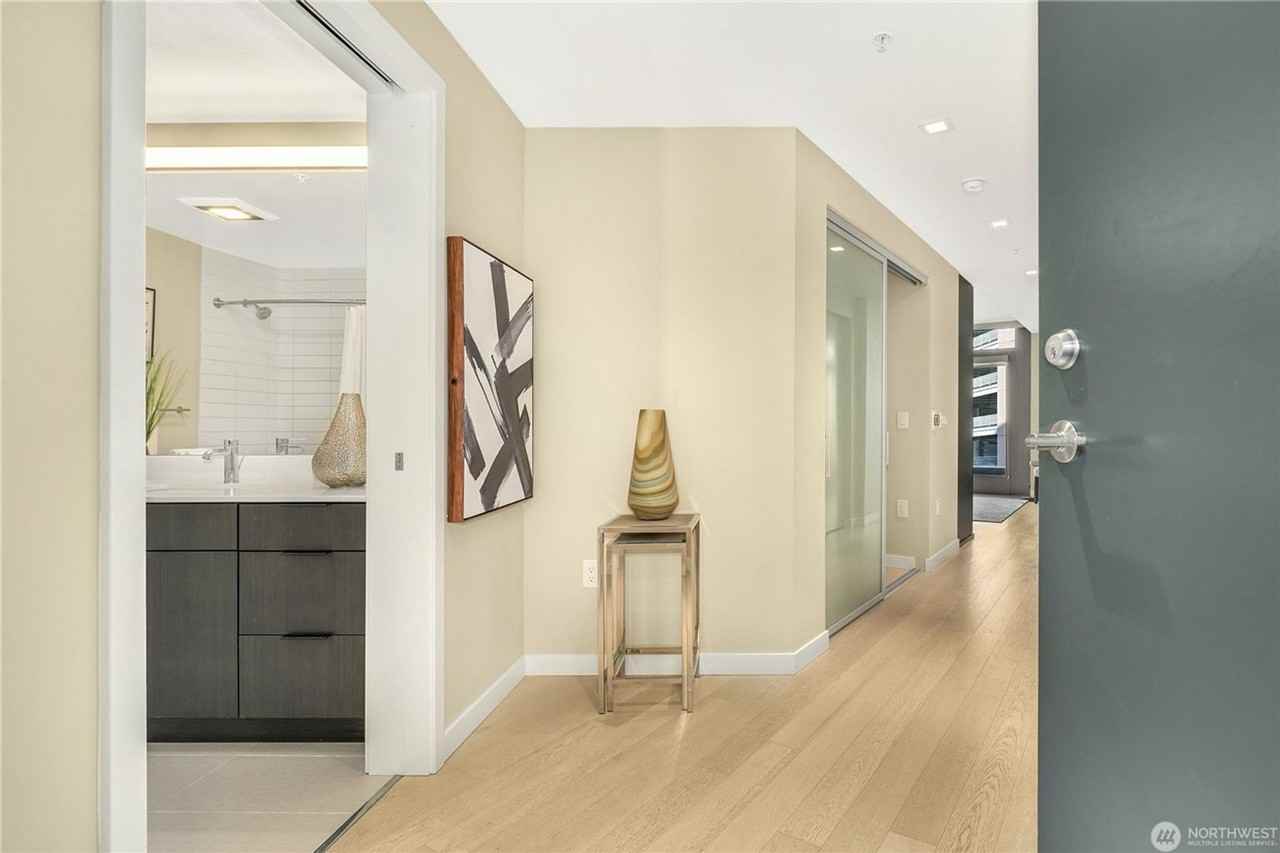 590 1st Ave S #512 - Photo 6 of 38