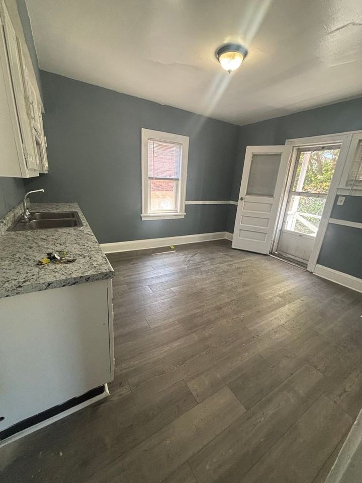 1414 E 176th St - Photo 2 of 10