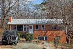 featured image of 2416 Sunset Rd #A