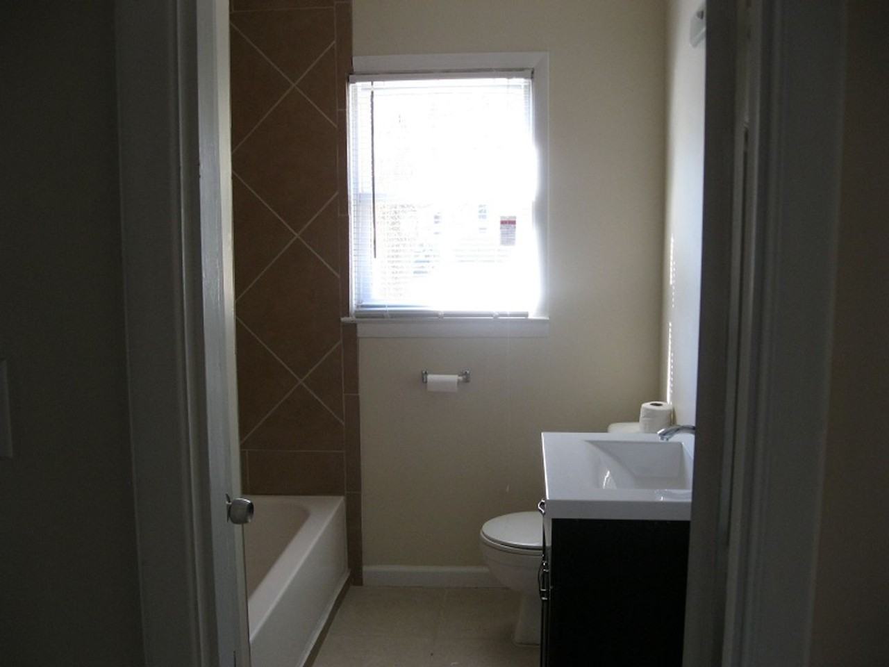330 Bunting Dr - Photo 2 of 49