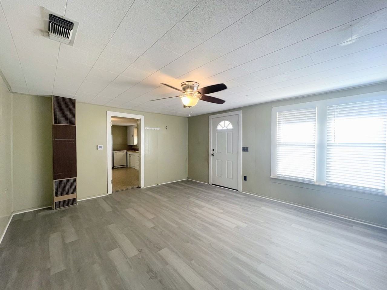 1902 Ksny Dr - Photo 6 of 23