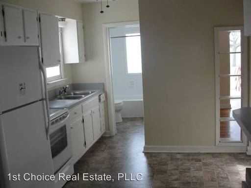 726 Stanley St - Photo 2 of 4