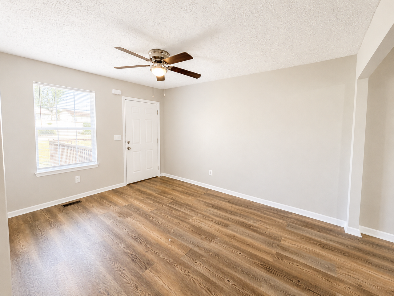 804 Forest Dale Ln #A - Photo 3 of 7